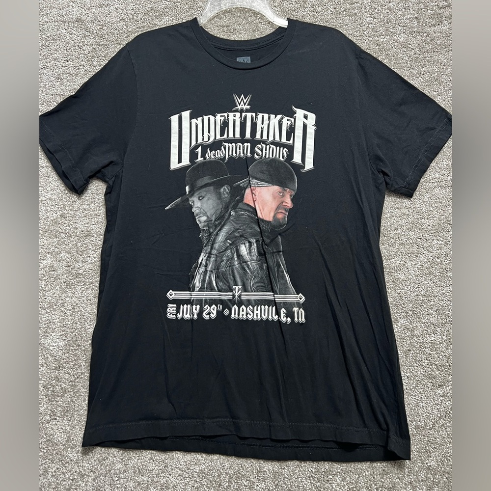 Undertaker WWE Wrestling T-shirt Men’s Size XL 1 Deadman Shows Nashville